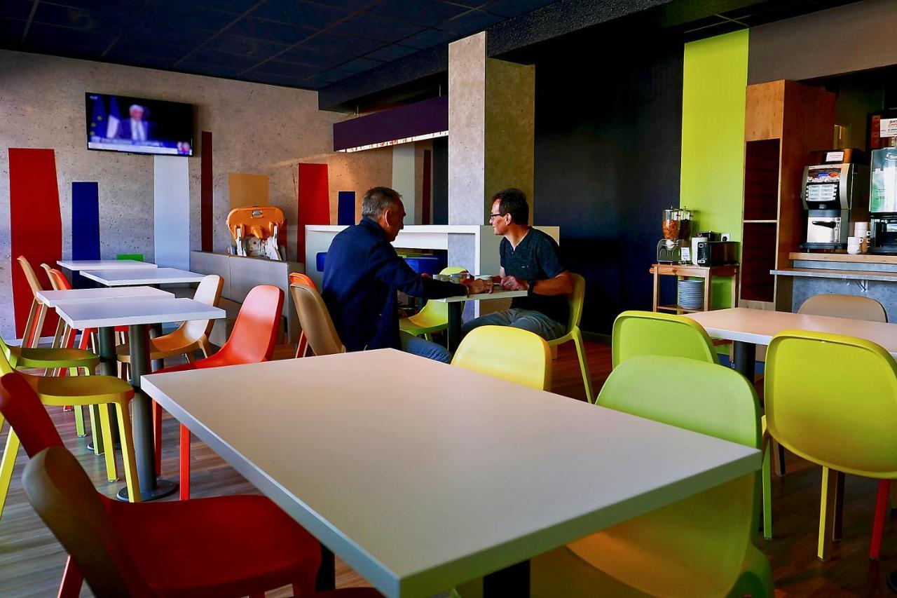 Hotel Ibis Budget Laval Bonchamp Les Laval Exteriör bild